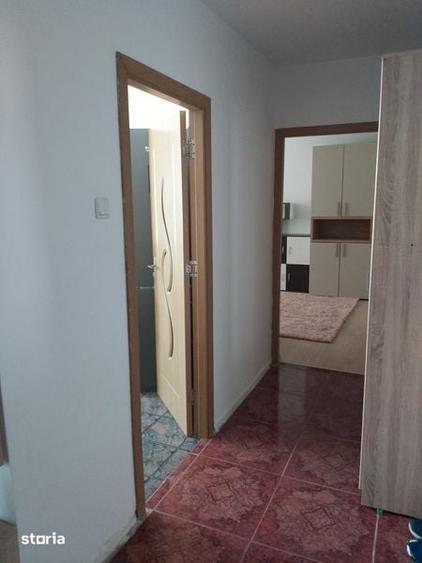 Apartament cu 2 camere decomandat în Precista