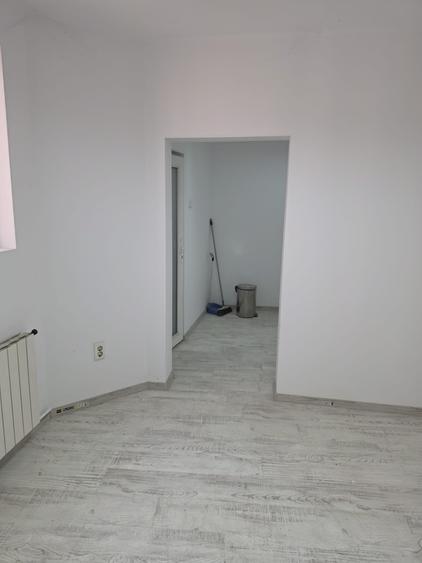 Apartament cu 2 camere semidecomandat în Universitate