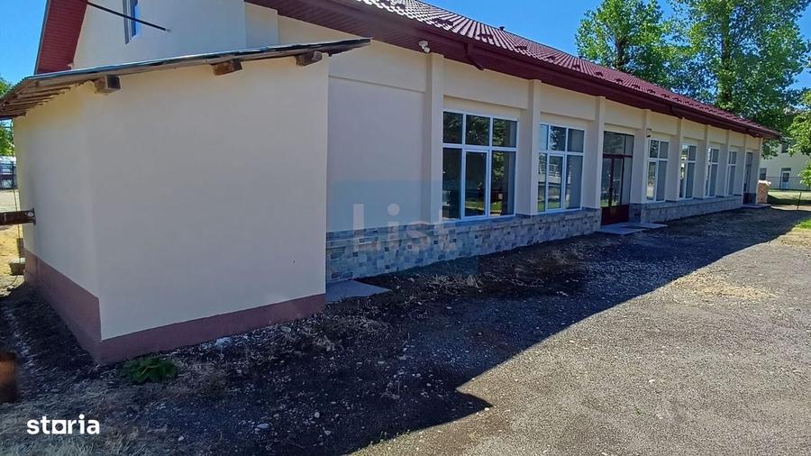Spatiu comercial generos, la drum principal, localitatea Daia - 11