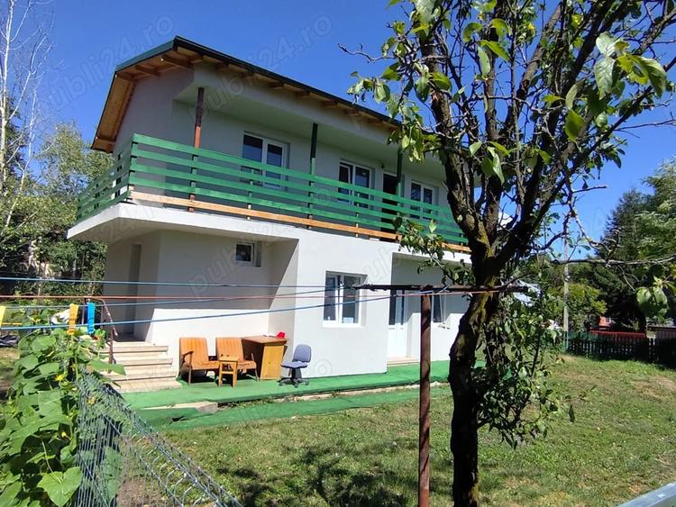 Casă cu 6 camere cu Teren 335 Mp în Breaza