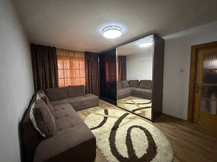 Apartament cu 2 camere decomandat în Central