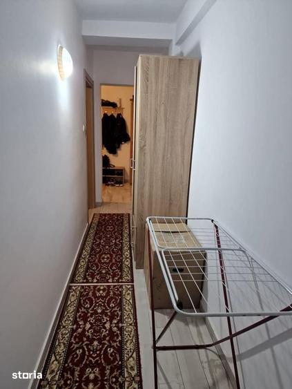 Garsonieră decomandată în Baza 3