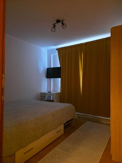 Apartament cu 2 camere decomandat în Lacul Tei