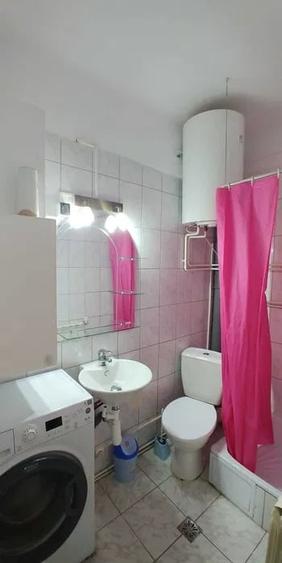 Apartament cu 2 camere decomandat, mobilat în Parcul Carol