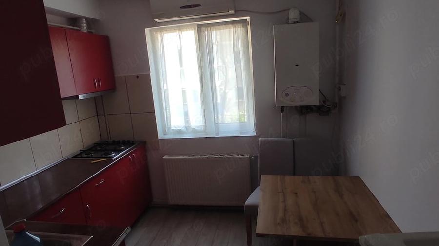 Garsonieră semidecomandată în Buziașului