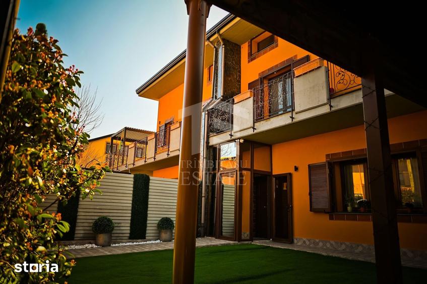 Casă cu 6 camere cu Teren 445 Mp în Delfinariu