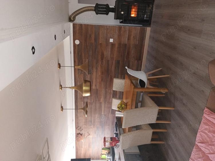 Casă cu 3 camere cu Teren 120 Mp în Central
