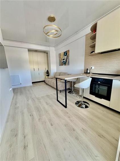 Apartament cu 2 camere decomandat, mobilat în Tomis Nord