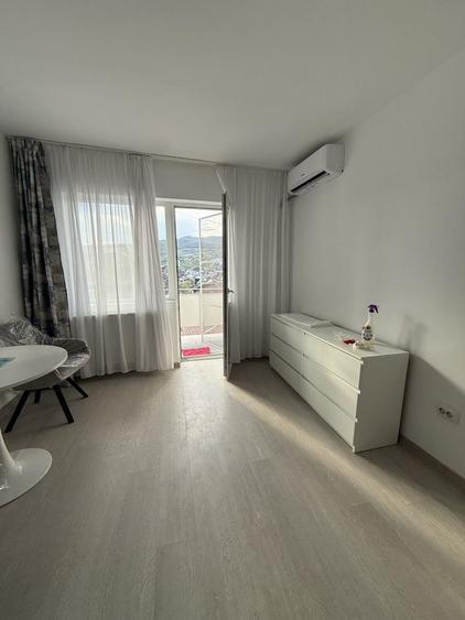 Apartament cu 2 camere decomandat în Cetate