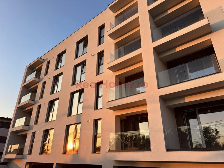 Apartament cu 4 camere decomandat în 1 Decembrie 1918