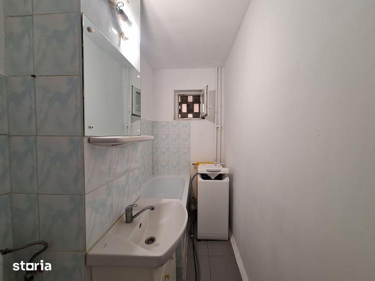 Apartament cu 2 camere nedecomandat în Girocului