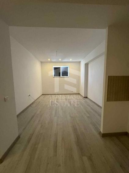 Apartament cu 2 camere semidecomandat în Vitan