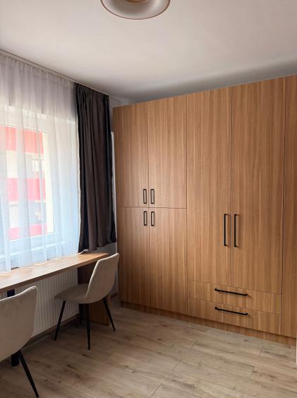 Apartament cu 3 camere nedecomandat în Florești