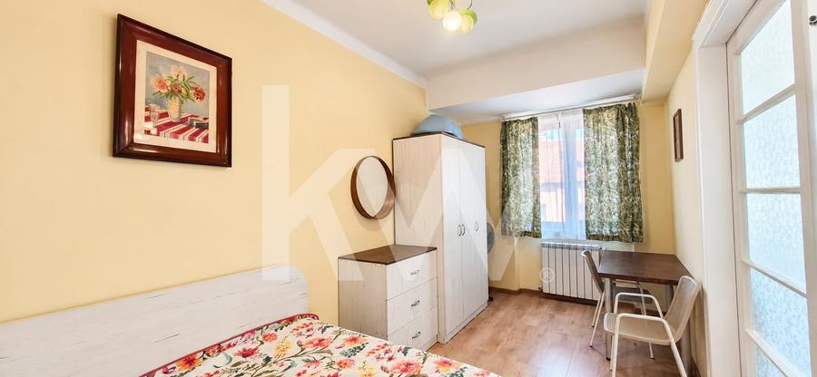 Închiriere apartament cu 3 camere, mobilat și utilat, Central Brasov - 9