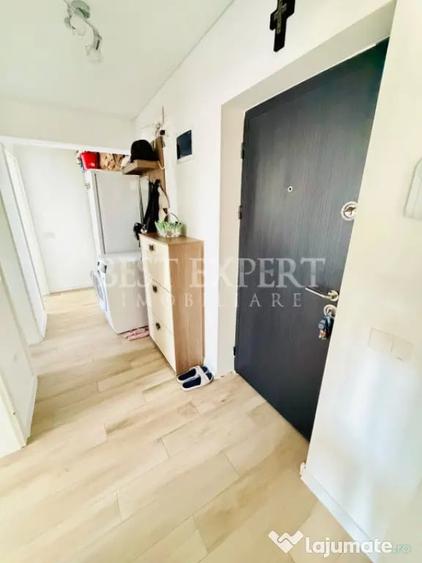 Apartament cu 2 camere decomandat în Titan
