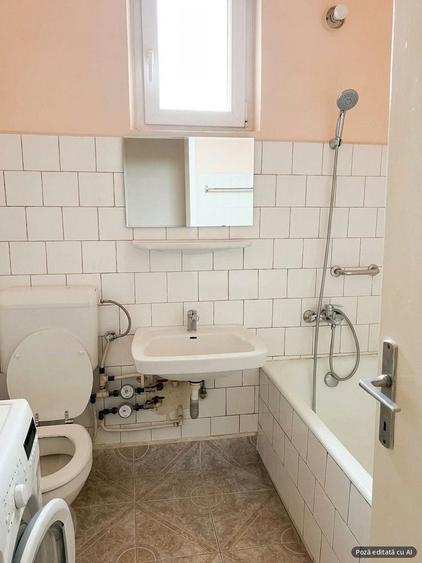 Apartament cu 3 camere decomandat, mobilat în P-ța Unirii