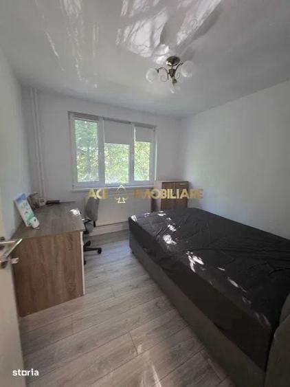 Apartament cu 3 camere în Titan