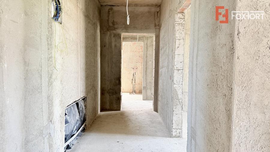 Apartament cu 3 camere în Moșnița Nouă