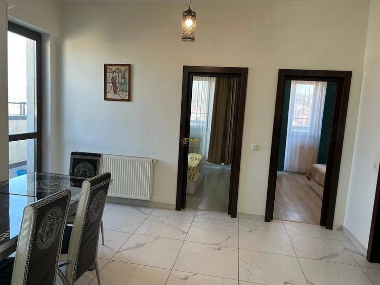 Apartament cu 3 camere semidecomandat, mobilat în Păcurari