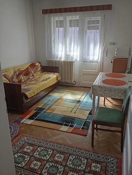 Apartament cu 2 camere decomandat în Exterior Vest