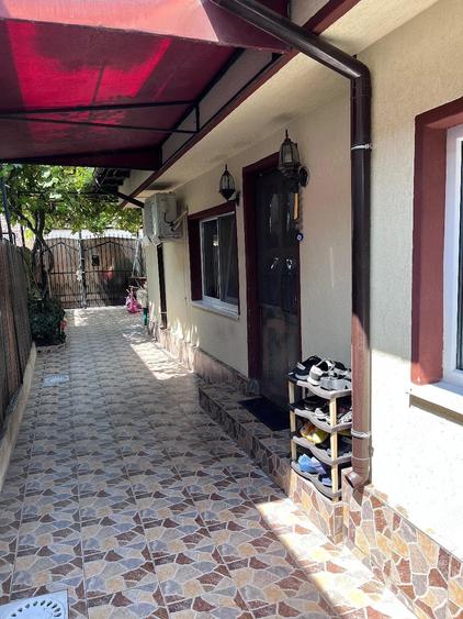 Casă cu 4 camere cu Teren 196 Mp în Palas