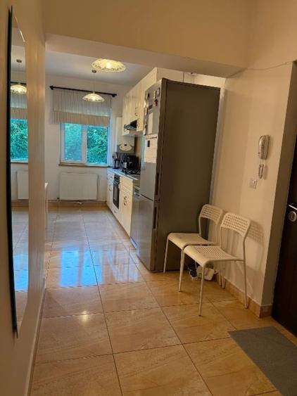 Apartament cu 2 camere decomandat, mobilat în Iancului