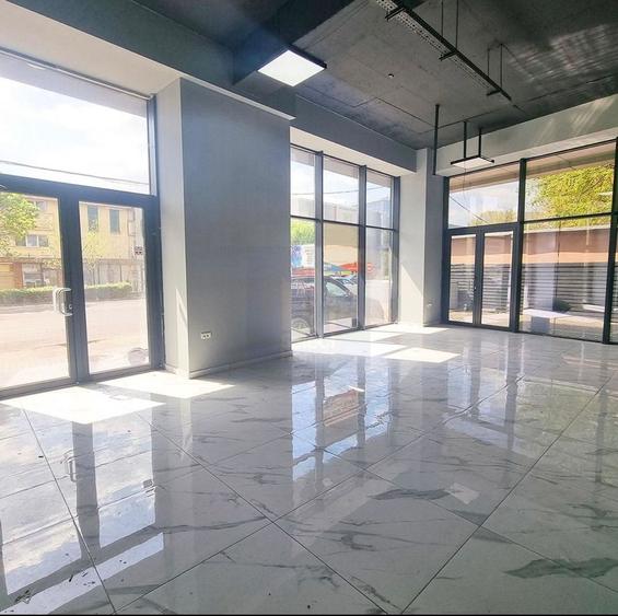 Spatiu comercial de vanzare in zona *Vitan* - 1