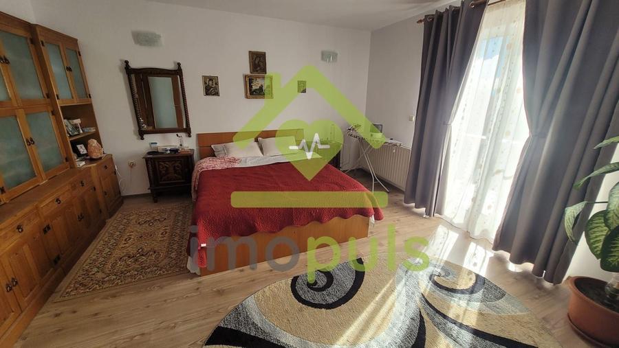 Casă individuală cu 4 camere cu Canalizare în Dudeștii Noi