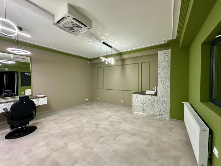 Spațiu comercial, de 60.200000762939 mp, în Rovine