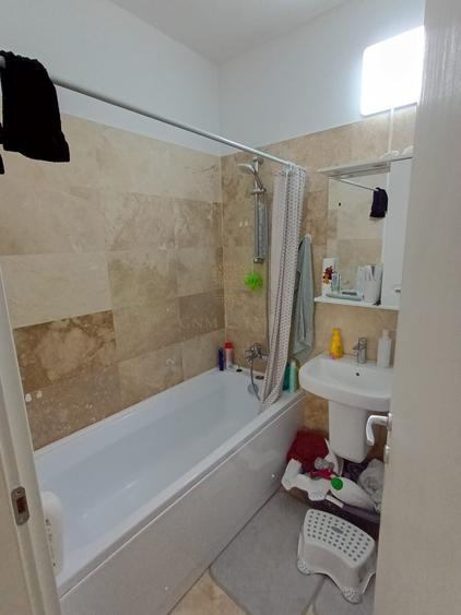 Apartament cu 2 camere decomandat, mobilat în Timișoara