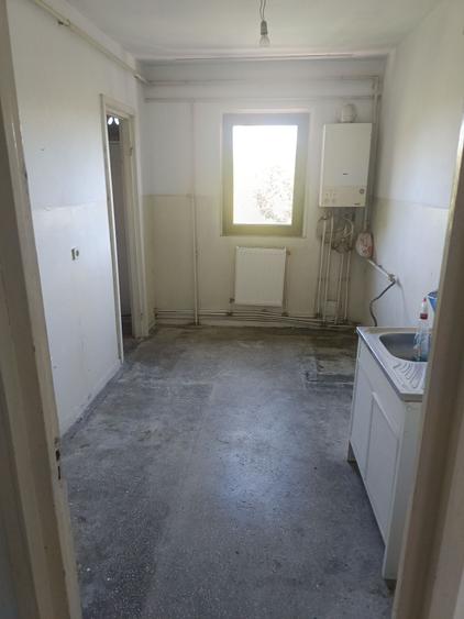 Apartament cu 2 camere decomandat în Narcisa
