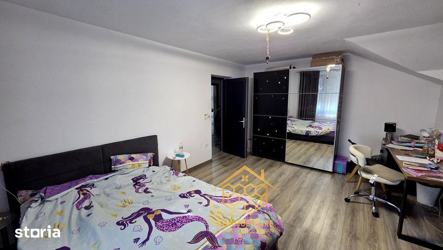 Casă cu 5 camere cu Teren 400 Mp în Ghercești