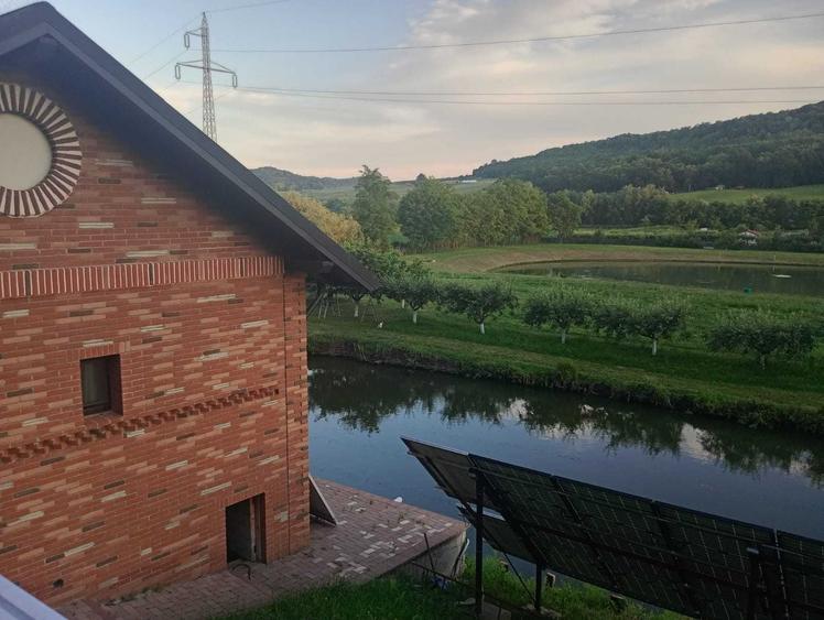 Casă cu 3 camere în Fălticeni