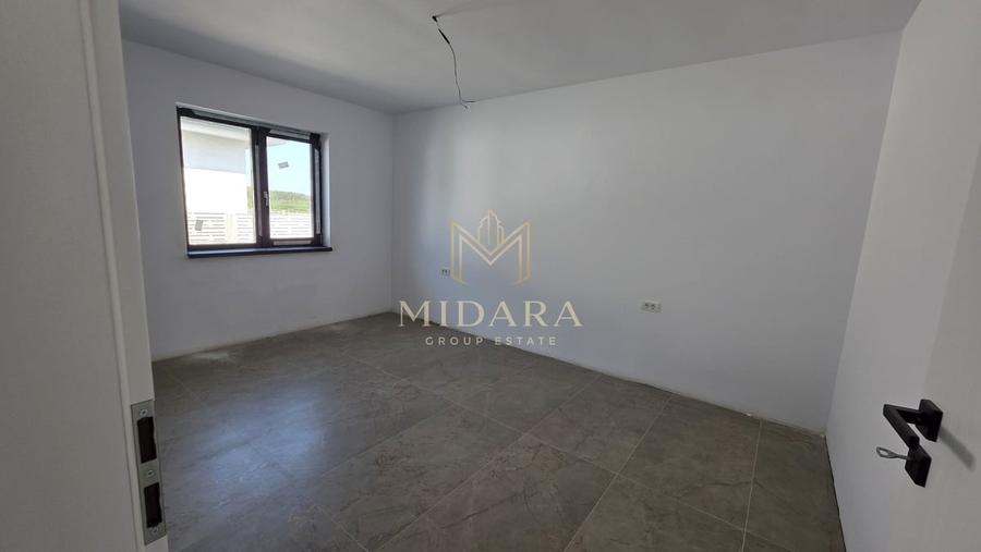Casă cu 4 camere cu Teren 190 Mp în Pantelimon