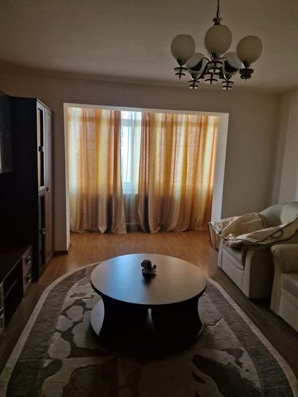 Apartament cu 3 camere decomandat în Fălticeni
