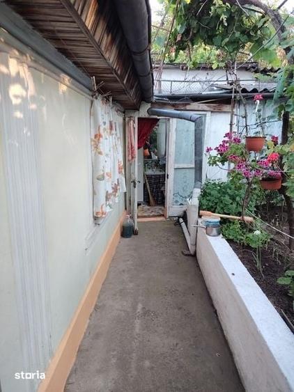 Casă cu 4 camere cu Teren 80 Mp în Central