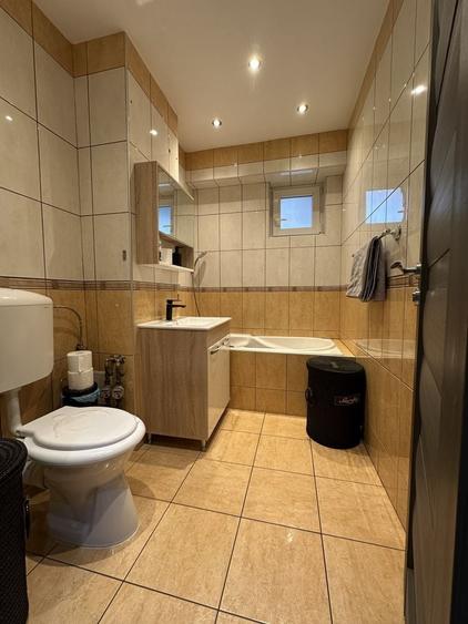 Apartament cu 4 camere în Central