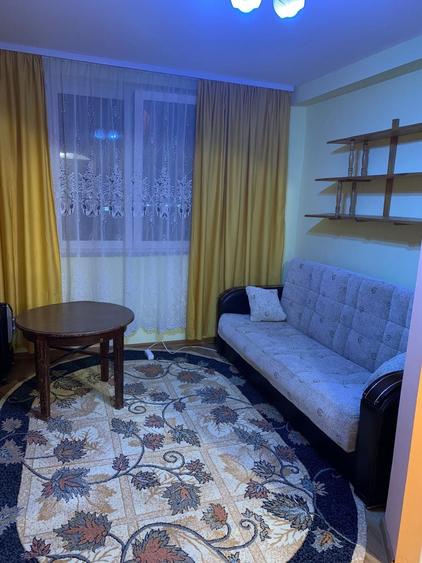 Garsonieră decomandată în Exterior Vest
