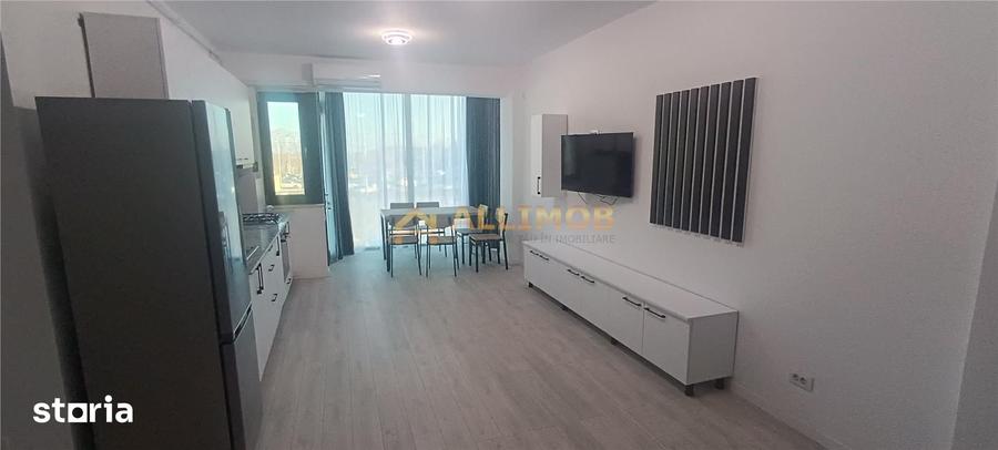 Apartament cu 3 camere, mobilat în 9 Mai