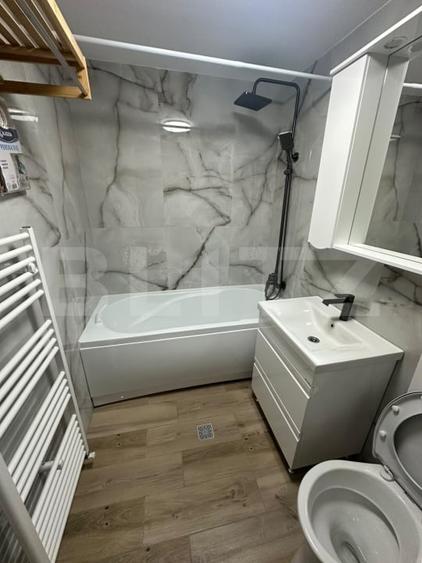 Apartament cu 3 camere decomandat, mobilat în Central