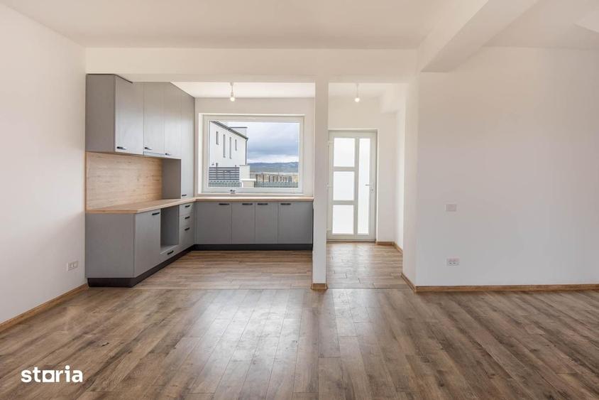 Apartament cu 4 camere în Central