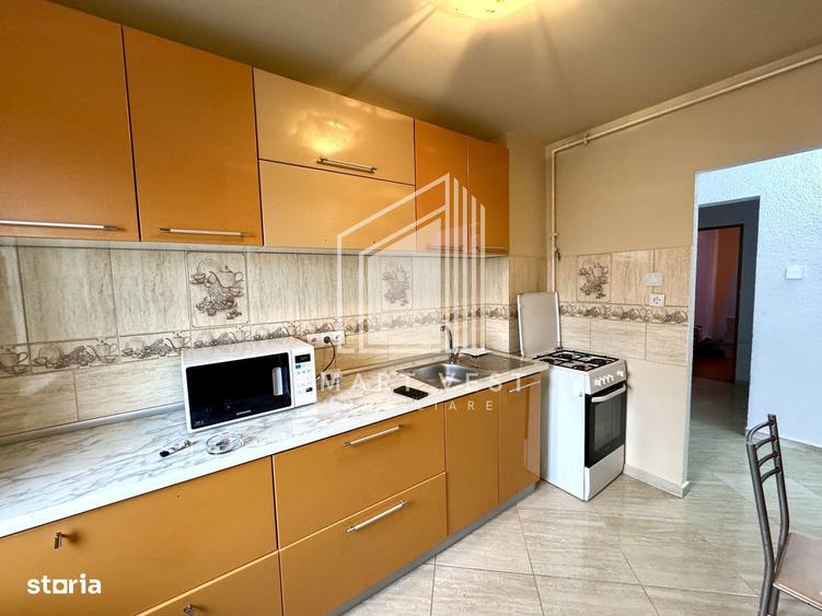 Apartament cu 3 camere decomandat, mobilat în Central