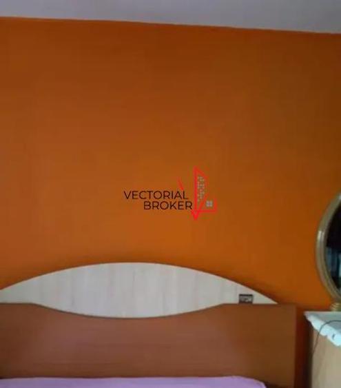 Apartament cu 3 camere decomandat în Dristor