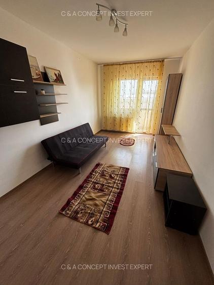 Apartament cu 2 camere decomandat în Apărătorii Patriei