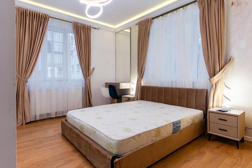 Apartament cu 3 camere semidecomandat în Herăstrău