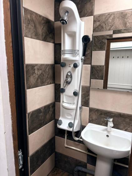 Apartament 2 camere, 26.83 mp, zona Pia?a Valea Ro?ie - 8