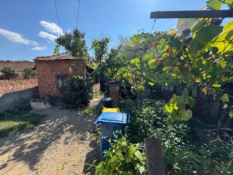 Casă individuală cu 4 camere cu Canalizare în Hăpria