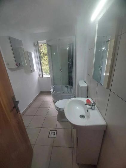 Apartament cu 2 camere decomandat în Semicentral