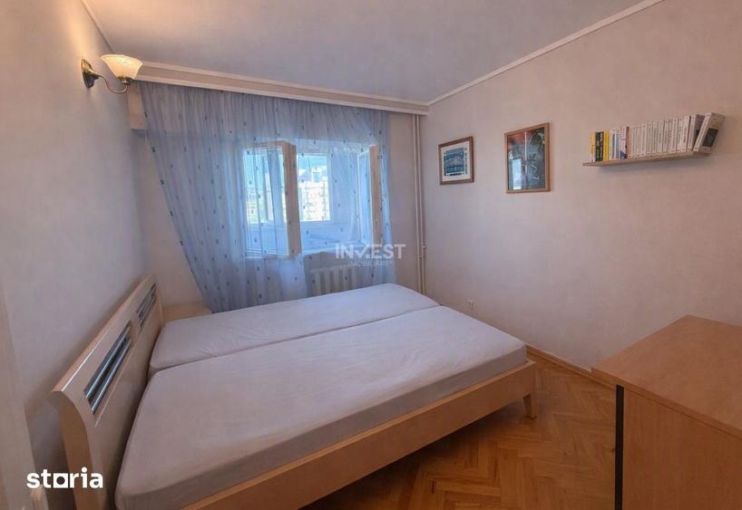 Apartament cu 3 camere decomandat în Nicolina