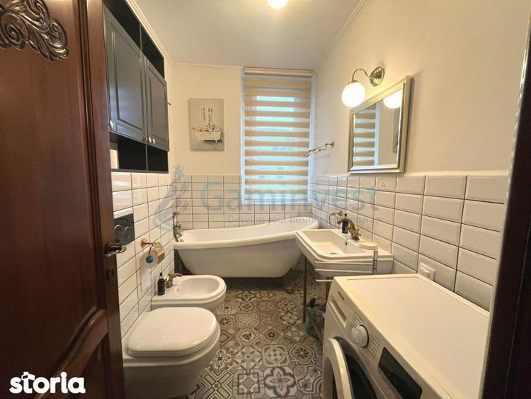 Apartament cu 3 camere, mobilat în Central